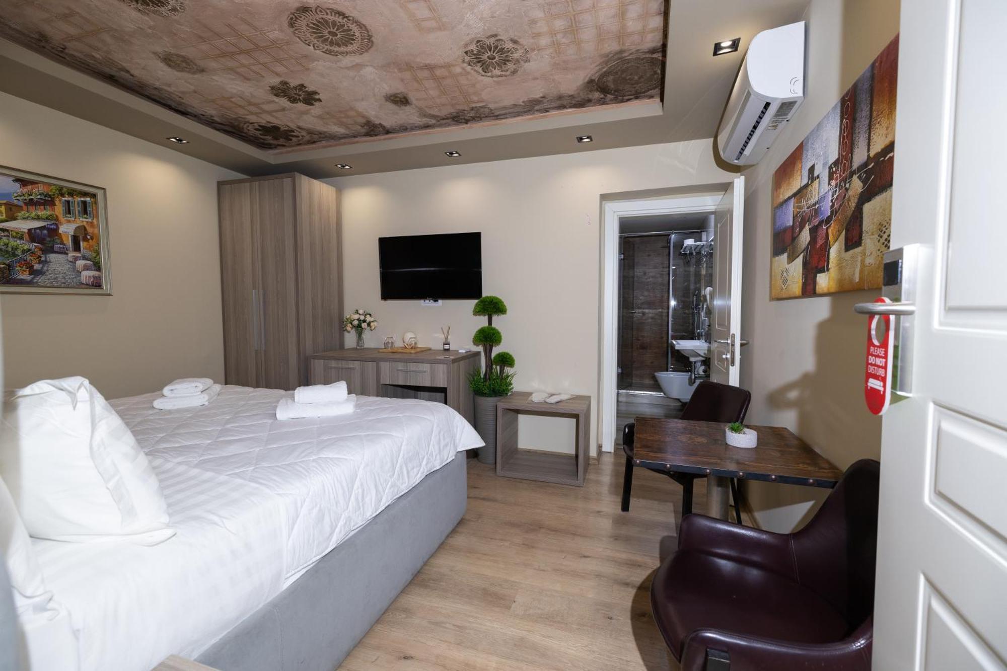 4R Colombo Hotel 地拉那 外观 照片