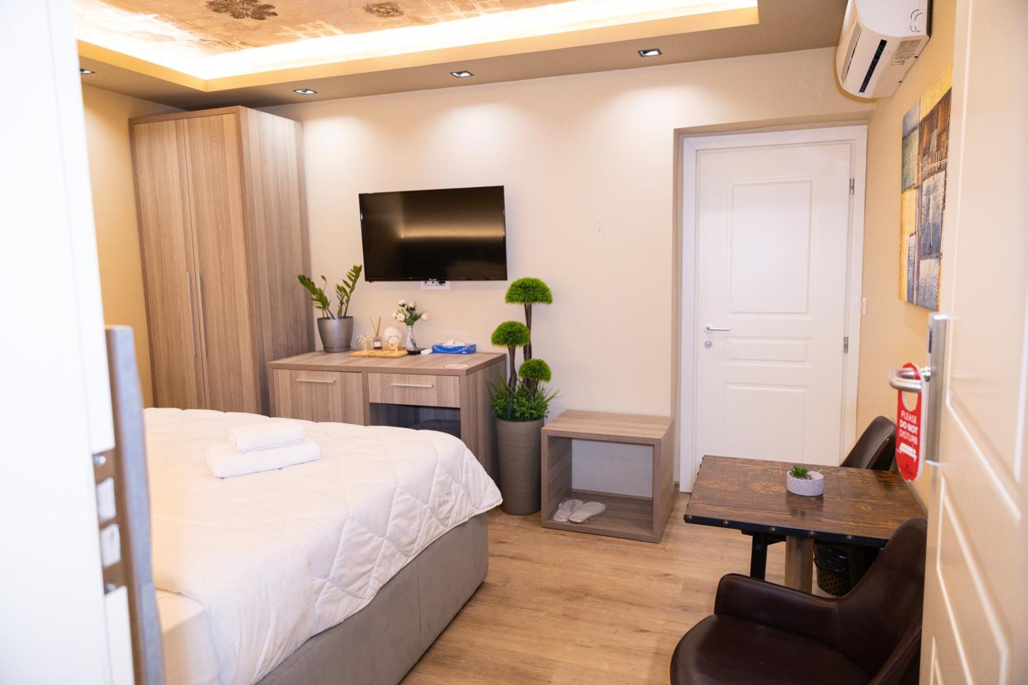 4R Colombo Hotel 地拉那 外观 照片